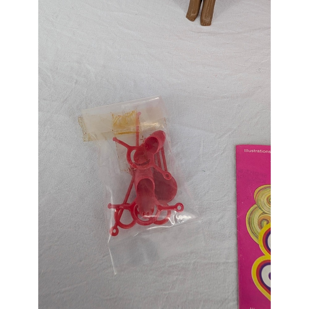 Vintage 1979 First Black Barbie Doll Mattel 1293 Red Disco Outfit Original Box - Picture 14 of 16